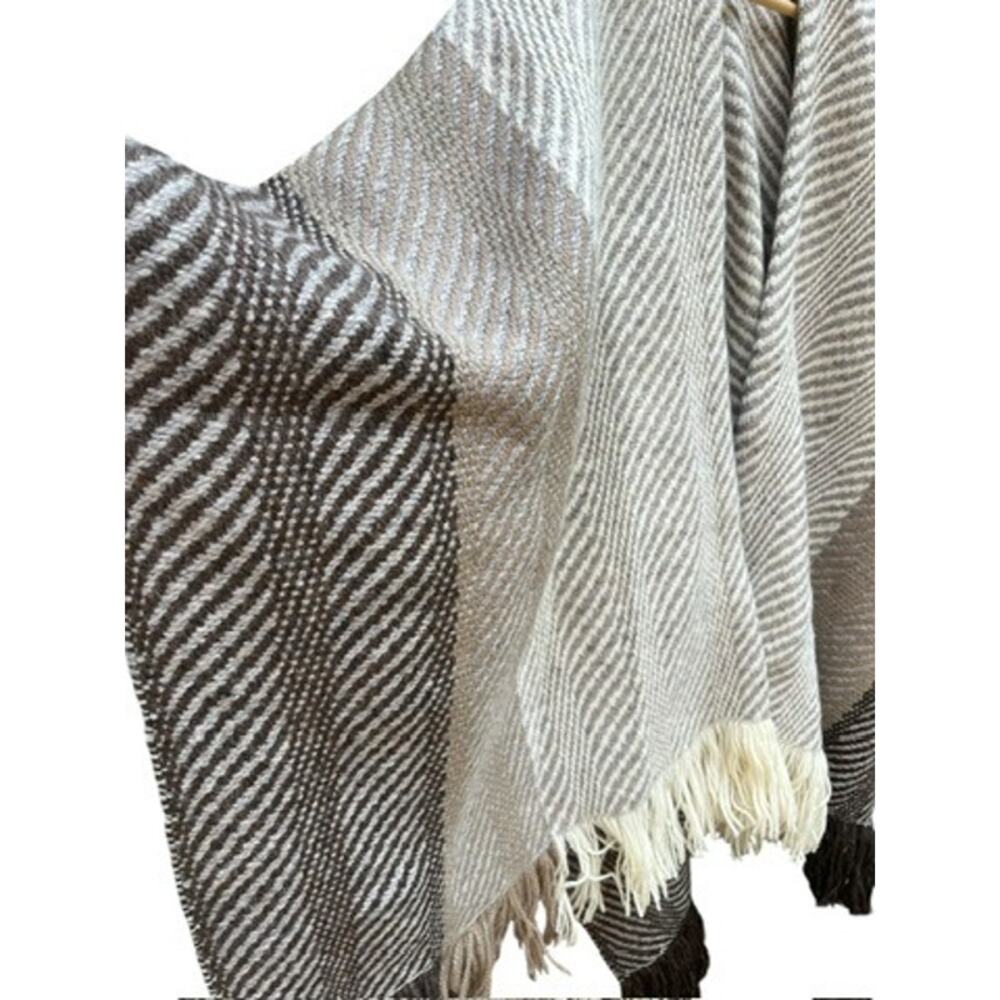 Churchill Handwoven Wool Fringe Wrap Poncho Shawl | Brown Grey *EUC* - Picture 7 of 16